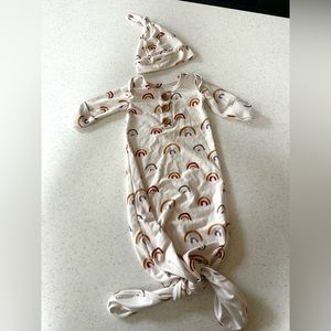 Caden Lane 0-3 Knotted Rainbow Gown and Hat, never used.